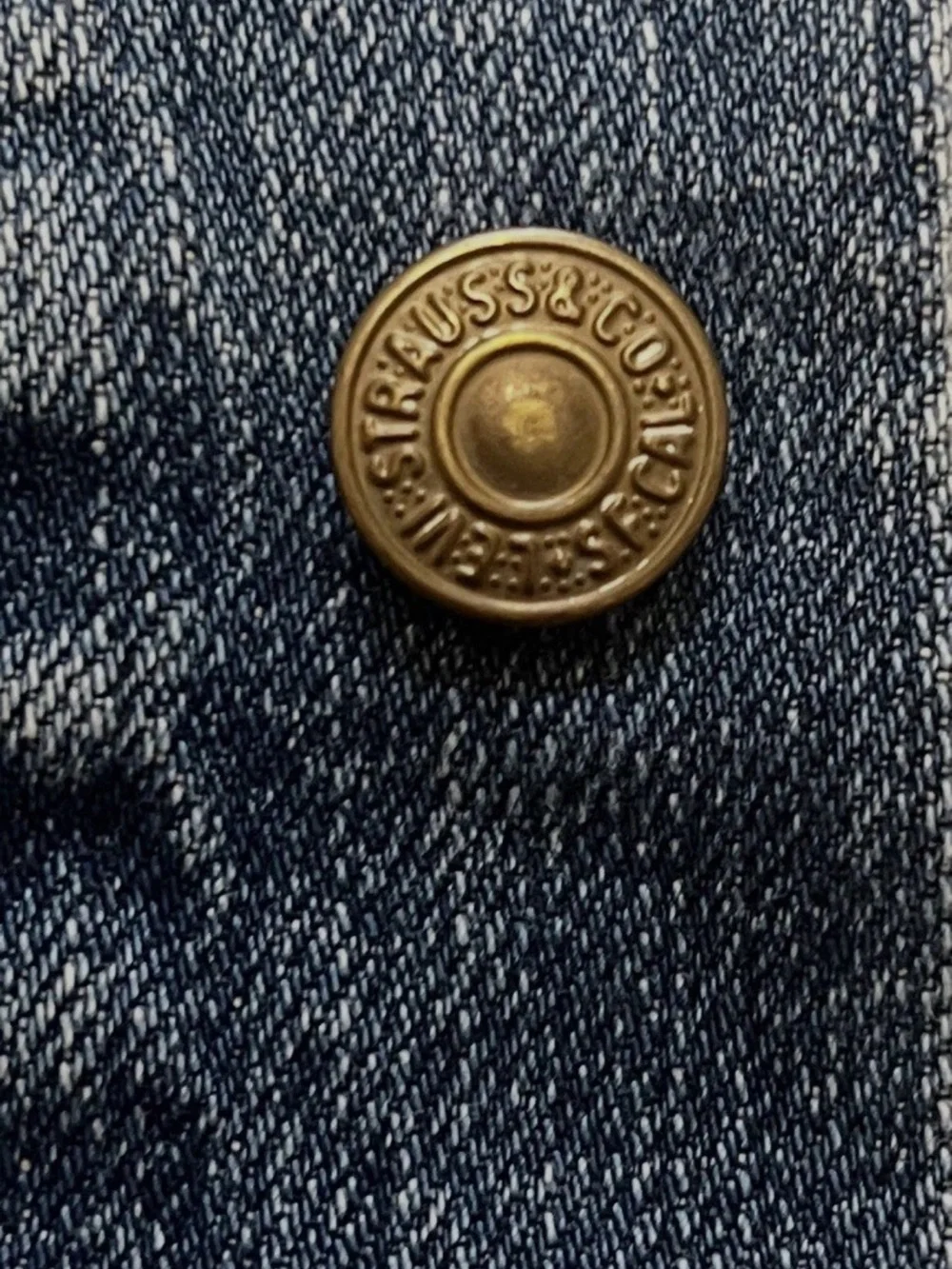 Vtg 92 Levi’s Made in USA 70529 Trucker Jacket Leather Patch Black Metal Art L - Picture 7 of 14